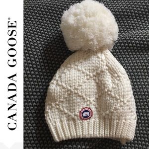 Canada Goose pom beanie